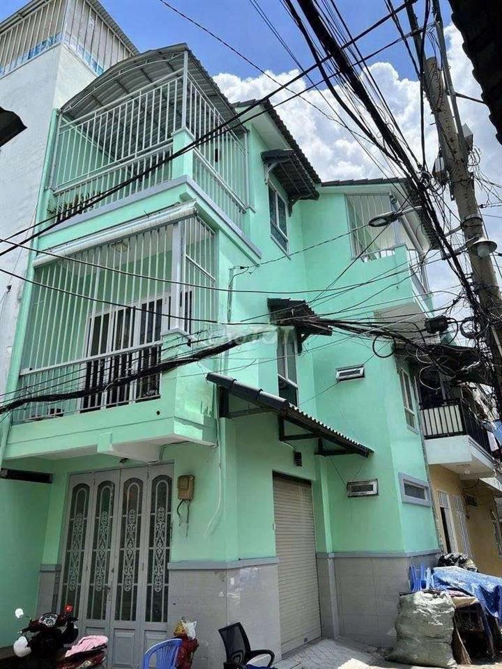 Nhà 1 trệt, 2lầu, DT 80m2, hẻm rộng, kd online OK 