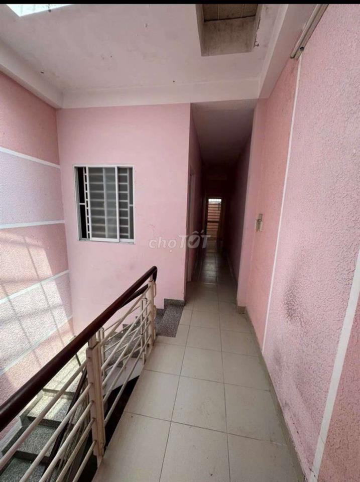 Nhà Có Chỗ để ÔTÔ, 4PN 4WC. Gần chợ Bà chiểu. Bình thạnh 
