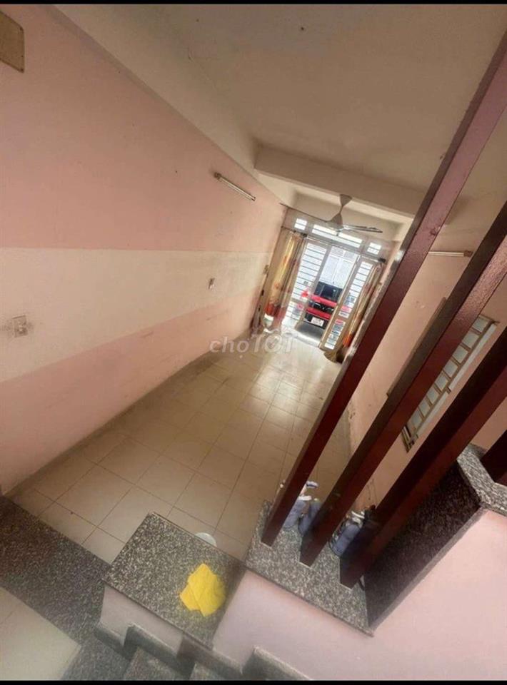 Nhà Có Chỗ để ÔTÔ, 4PN 4WC. Gần chợ Bà chiểu. Bình thạnh 
