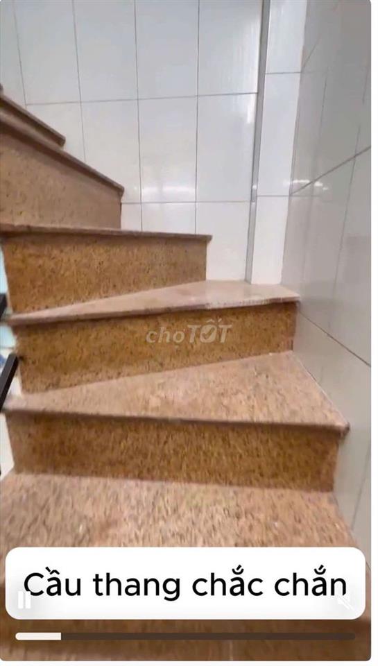 Nhà 2PN 2WC gần Mặt Tiền, Q5