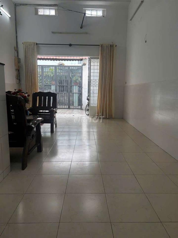 Nhà 3PN, 2WC. Sân để xe rộng. Gò Vấp 