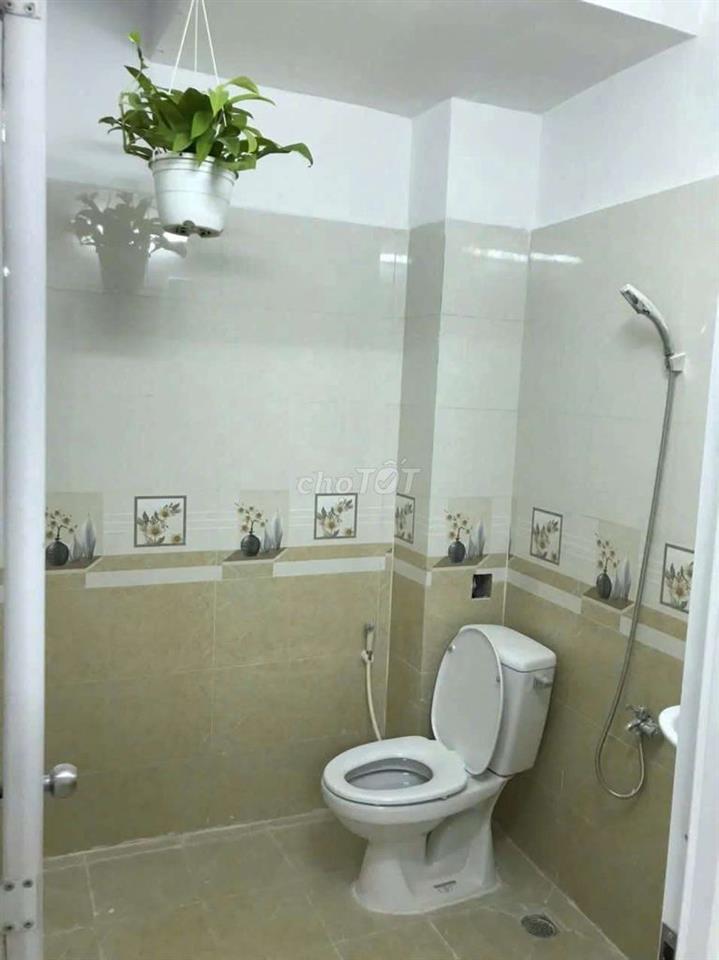 Nhà 3PN, 2WC. Sân để xe rộng. Gò Vấp 