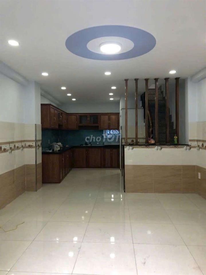 Nhà 2PN 2WC. 64M2. Hoàng Sa, Tân Bình 