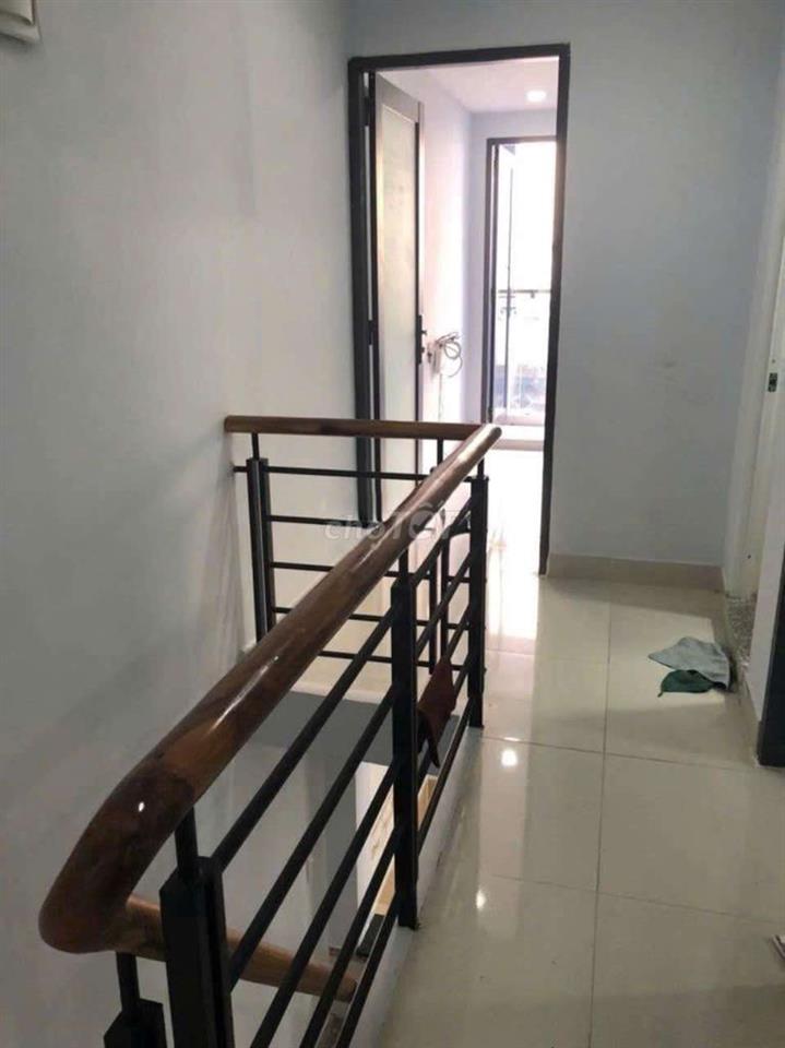 Nhà 2PN 2WC. 64M2. Hoàng Sa, Tân Bình 