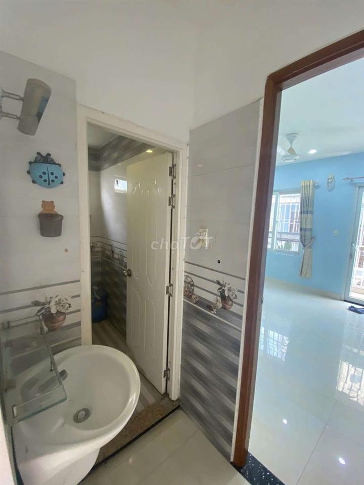 Nhà 2PN, 3WC. Mới. P25, Bình thạnh 