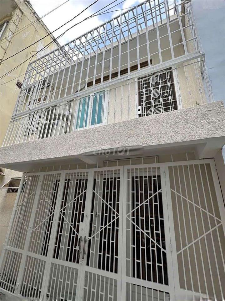 Nhà MỚi ĐẹP, 2PN 2WC. phan xích long. PN
