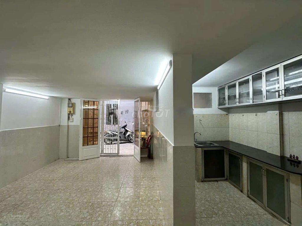 Nhà MỚi ĐẹP, 2PN 2WC. phan xích long. PN