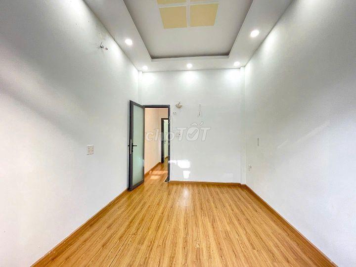 Nhà thuê mới đẹp 1 lầu 2 phòng ngủ hẻm Nguyễn Hữu Cảnh 39m2 SD 78,5m2