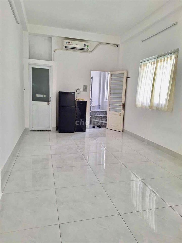 NHÀ NC Ở VÀ KINH DOANH 3PN-4WC CAO ĐẠT-P1-Q5