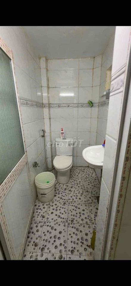 NHÀ MẶT TIỀN  KINH DOANH  CALMEET-Q1