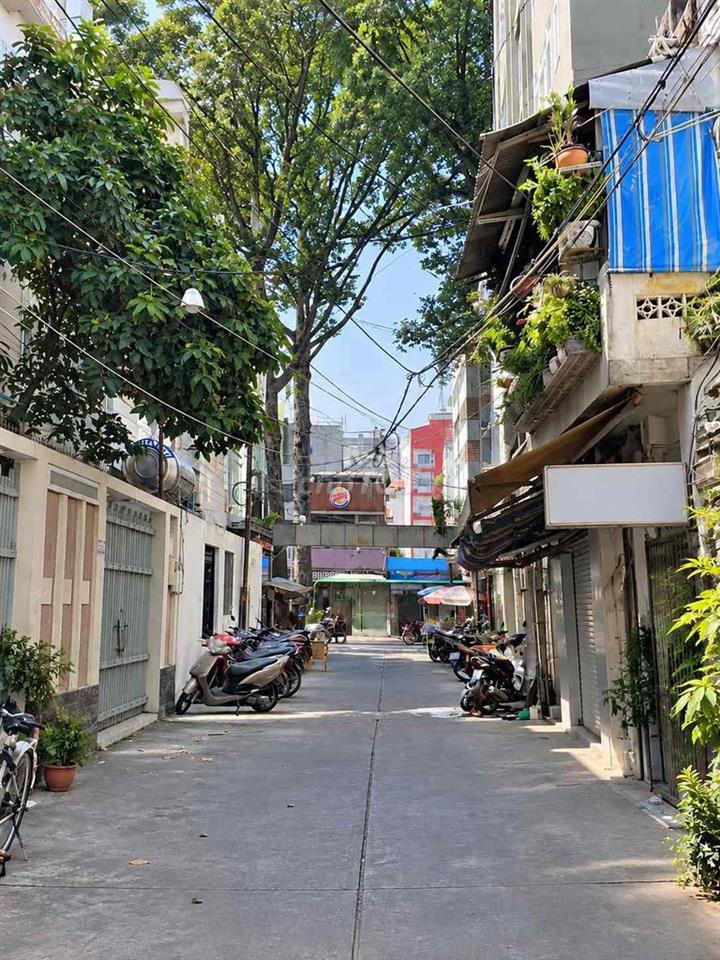 NHÀ NC XE HƠI ĐẬU TRONG NHÀ 2PN-3WC NGUYỄN TRI PHƯƠNG-Q10
