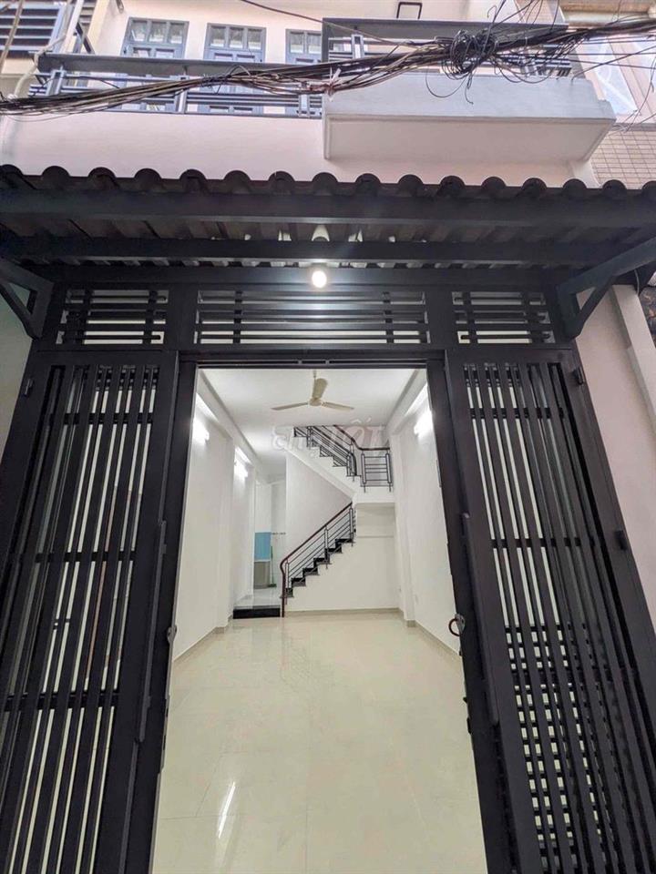 cho thuê nhà mới Hxh trống p11