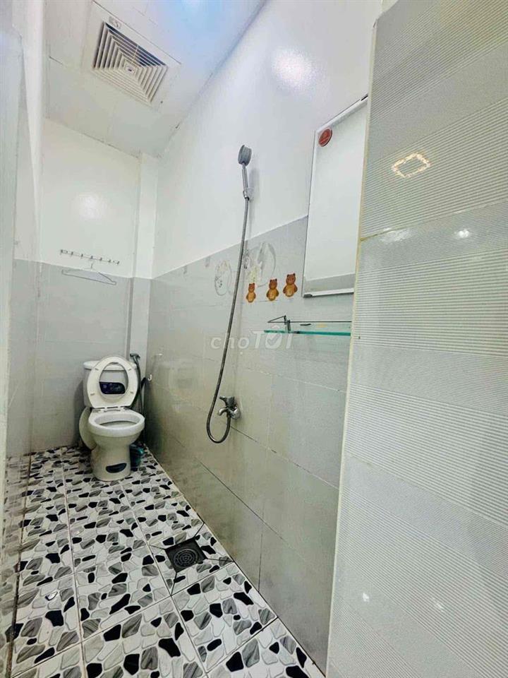 Nhà 4 Tầng Huỳnh Văn Bánh, Phú Nhuận - 3PN - Đang Thuê 11Tr - Chỉ 3.5