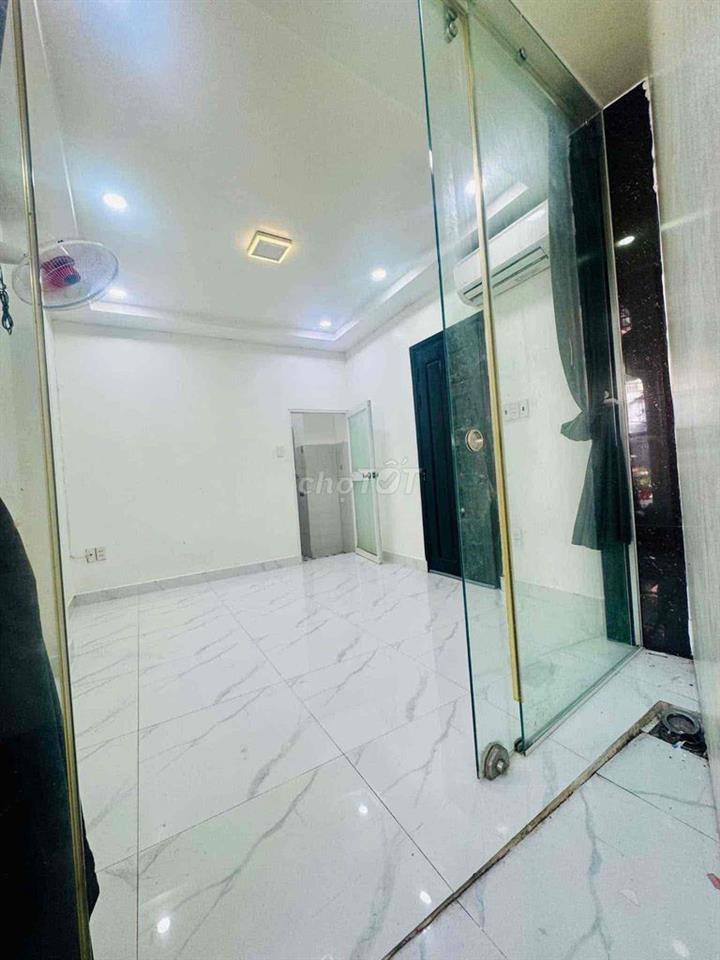 Nhà 4 Tầng Huỳnh Văn Bánh, Phú Nhuận - 3PN - Đang Thuê 11Tr - Chỉ 3.5
