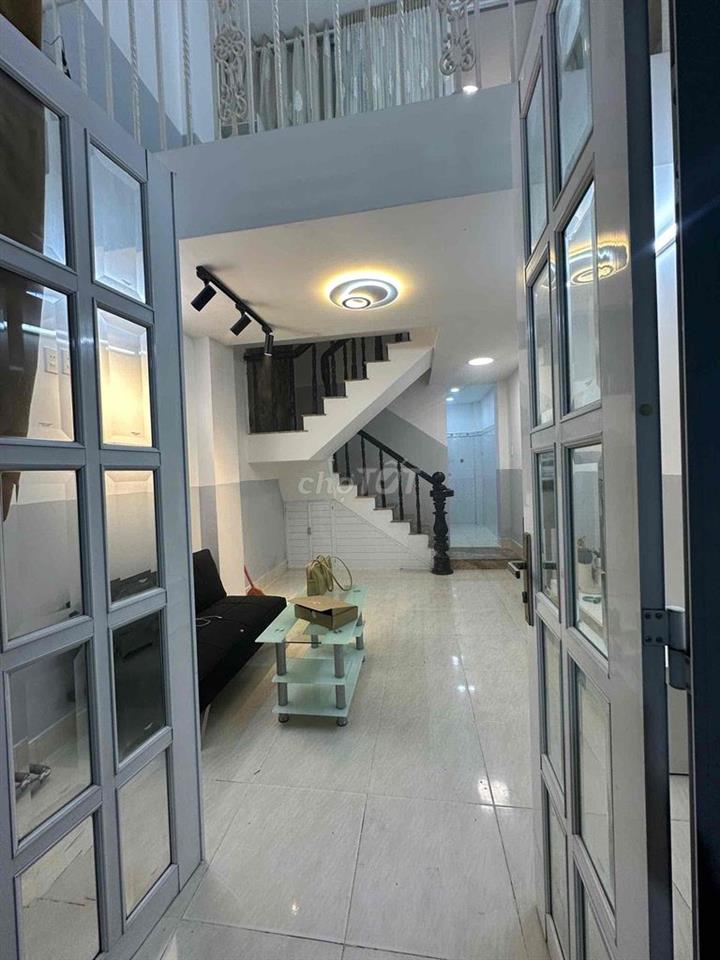 Cho thuê nhà nguyên căn Nguyễn Văn Trỗi, Phú Nhuận, 4PN, full nội