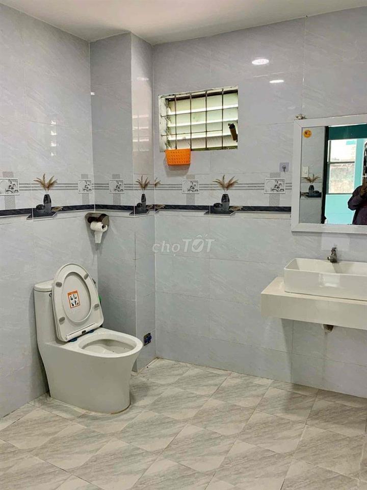 NHÀ 5 TẦNG PHAN ĐÌNH PHÙNG P2 – 4PN – 14TR/THÁNG”.