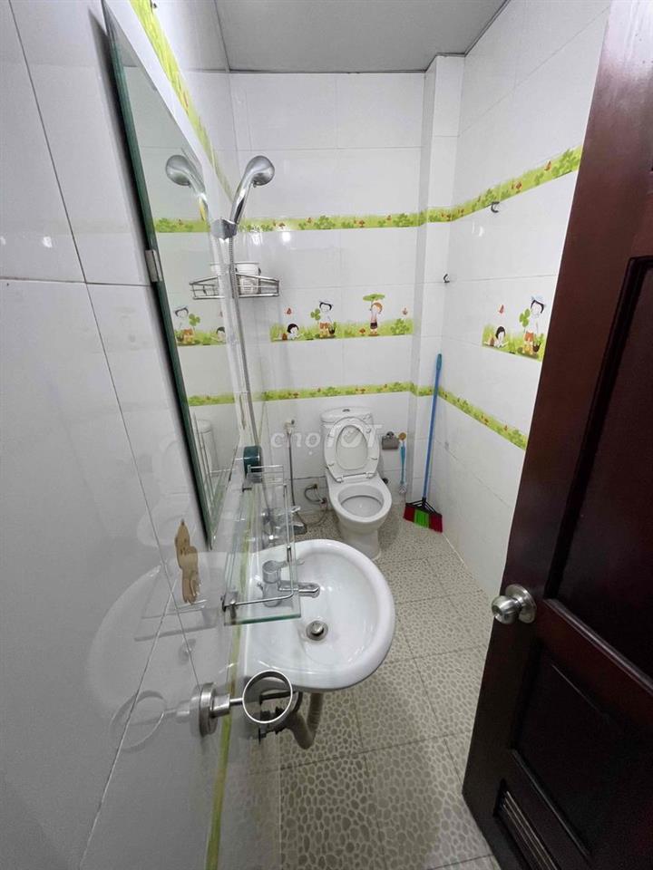 CHO THUÊ NHÀ TRẦN QUỐC THẢO Q3 – GẦN CẦU LÊ VĂN SỸ – 42M², 4PN, 4WC –