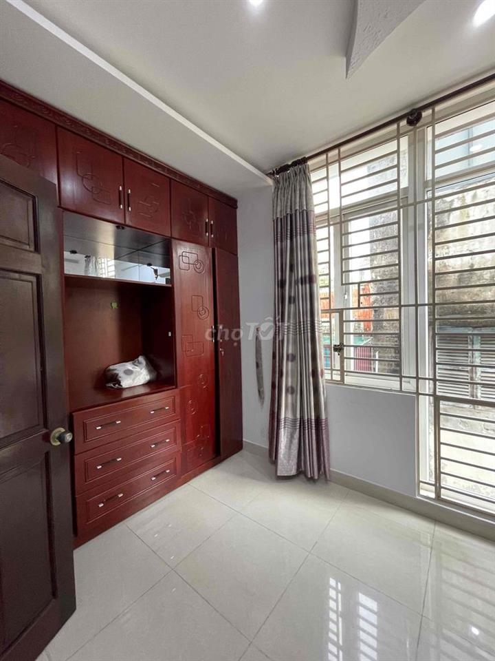 CHO THUÊ NHÀ TRẦN QUỐC THẢO Q3 – GẦN CẦU LÊ VĂN SỸ – 42M², 4PN, 4WC –