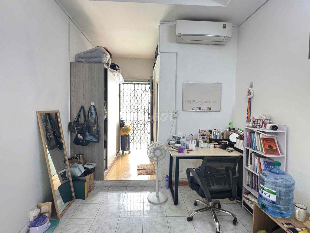 Cho thuê nhà HXH Lê Văn Sỹ, Tân Bình – 4PN, 3 lầu, full nội thất, giá