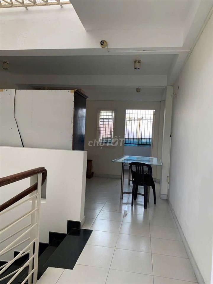 Hẻm 21  Thành Mỹ P.8 Q. Tân Bình - Ngang 4.2x15m 1 Trệt 2 Lầu ST 4PN