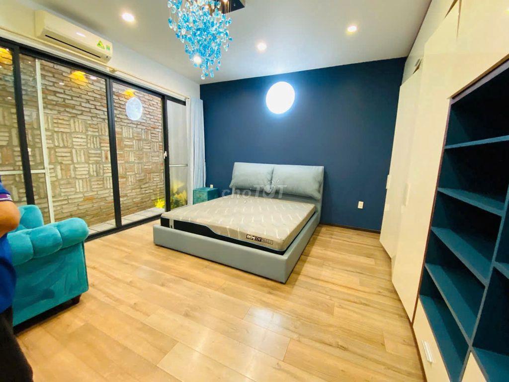 Cho thuê nguyên căn 29/7 Hoàng Diệu, Phường 10, quận Phú Nhuận.