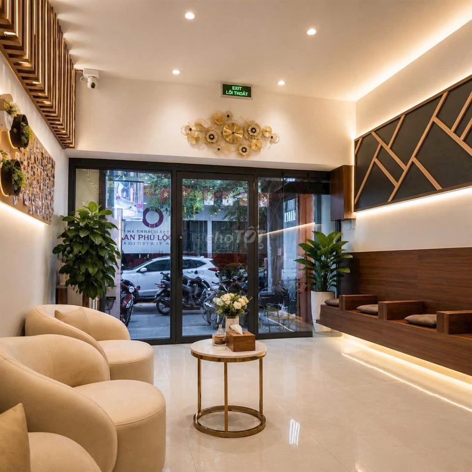 CHO THUÊ NHÀ 120 LÊ THỊ HỒNG GẤM, Q1, DT 4x20M, TRỆT 4 LẦU, 8PN, 85TR