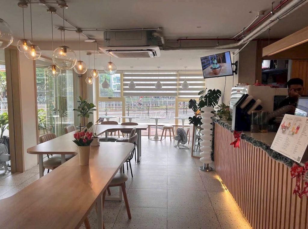 CHO THUÊ NHÀ MẶT TIỀN HOÀNG SA, QUẬN 1, DT 14x14M, TRỆT LỬNG, GIÁ 65TR