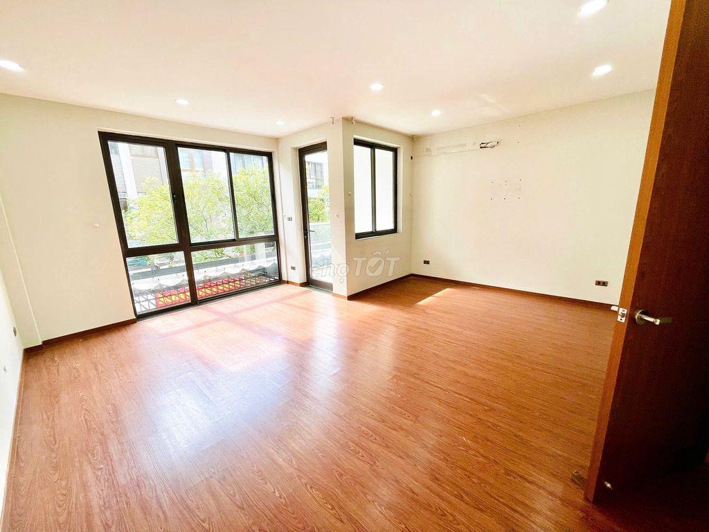 CHO THUÊ NHÀ MT ĐƯỜNG SỐ 6, HÀ ĐÔ  Q10, DT 5.5x16M, TRỆT 3 LẦU, 65TR