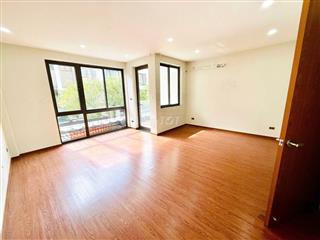 CHO THUÊ NHÀ MT ĐƯỜNG SỐ 6, HÀ ĐÔ  Q10, DT 5.5x16M, TRỆT 3 LẦU, 65TR