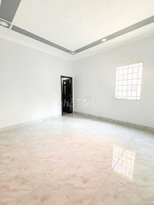 CHO THUÊ NHÀ MT ĐƯỜNG SỐ 4 CXĐT QUẬN 3, DT 6.5x15M, 4 LẦU, GIÁ 45TR