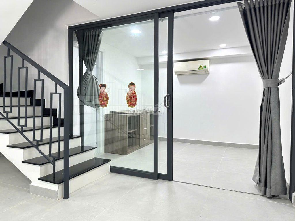 CHO THUÊ NHÀ TRƯỜNG SA - LÊ VĂN SỸ Q3, DT 5x12M, TRỆT 3 LẦU, GIÁ 30TR