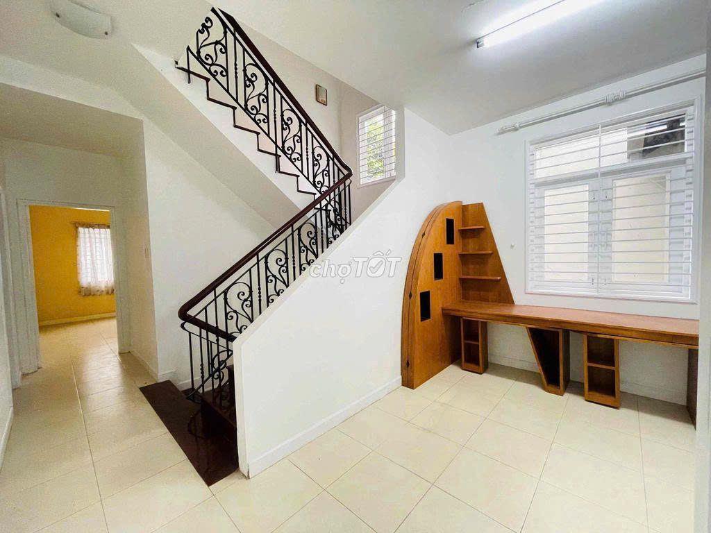CHO THUÊ BIỆT THỰ CAO THẮNG, QUẬN 3, DT 15x18M, TRỆT 2 LẦU, GIÁ 85TR