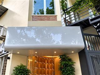 CHO THUÊ MẶT BẰNG 26 ĐƯỜNG SỐ 30, Q7 – 90M², LĐR, 35TR