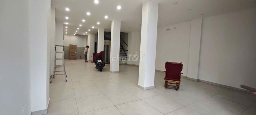 CHO THUÊ MẶT BẰNG MT CMT8, Q1 – NGANG 6,5M, TỪ 100TR
