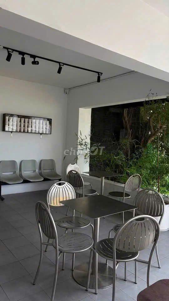 CHO THUÊ NHÀ NGUYỄN ĐÌNH CHÍNH, QPN – NGANG 17M, 500M², 65TR