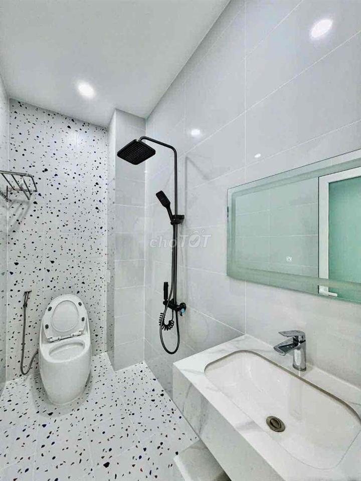 🔥Nhà Mới Xây 4 Tầng, 5PN, 3WC, Đường Nguyễn Văn Lượng, P17, Gò Vấp