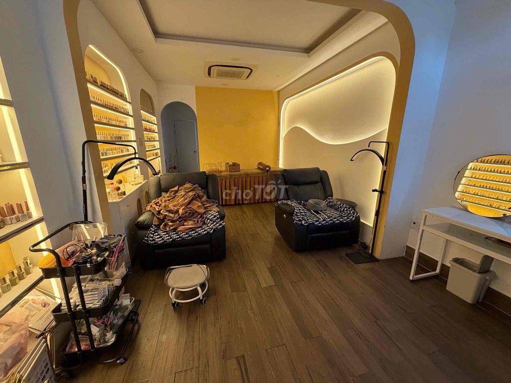 [SANG NHƯỢNG SPA] - Nhà Mặt Tiền - 3 Tầng (7 Phòng, 6wc) - Giá Tốt😊