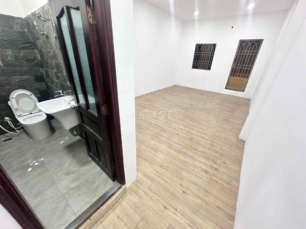 🔥Mặt Tiền Nguyễn Gia Trí (D2) - Khu Sinh Viên - Gần 5 Trường Đại Học