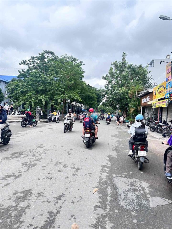🔥[Mặt Tiền Võ Oanh D3) - 1 Trệt 3 Lầu - Sát Đại Học GT Vận Tải