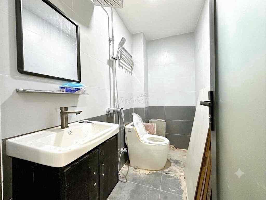 🔥Mặt Tiền Bùi Đình Tuý - Gần 5 Trường ĐH - Khu Sinh Viên, 100% Đôg Đúc