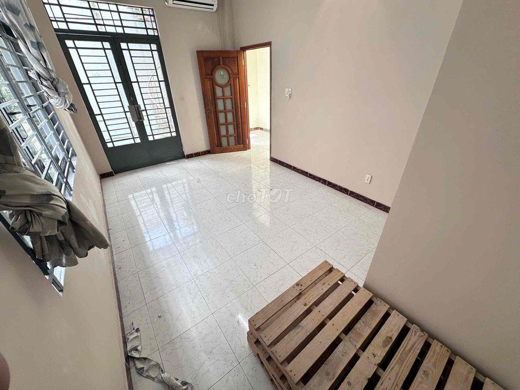 🔥Nhà Mới (5 Phòng) - Gần Đại Học Công Nghiệp - Sân rộng - Ở Và KD