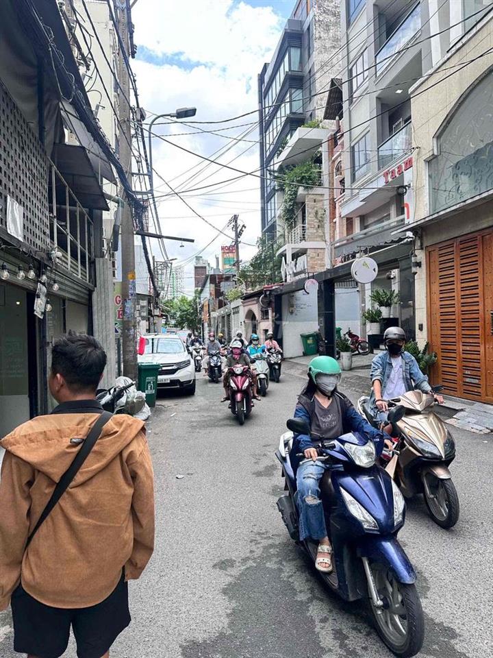🔥Mặt Bằng [D2 Nguyễn Gia Trí] - Khu Sinh Viên - Gần Các Trường ĐH