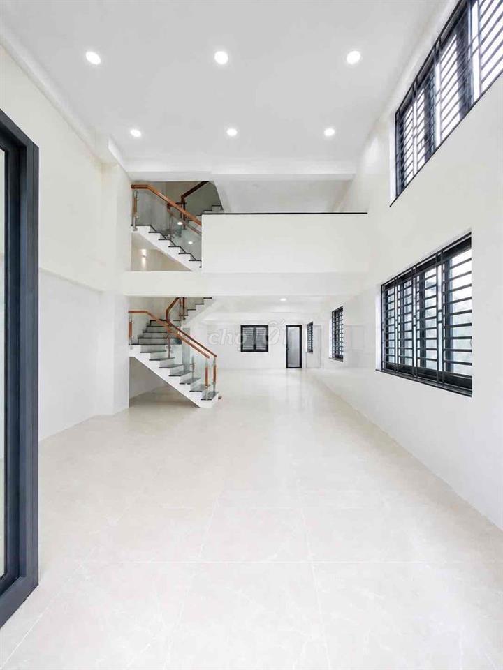 🔥Góc 2MT [6x20] Ngay Đại Học Văn Lang - 500m2 Sàn - Oto đỗ cửa - 3 Lầu