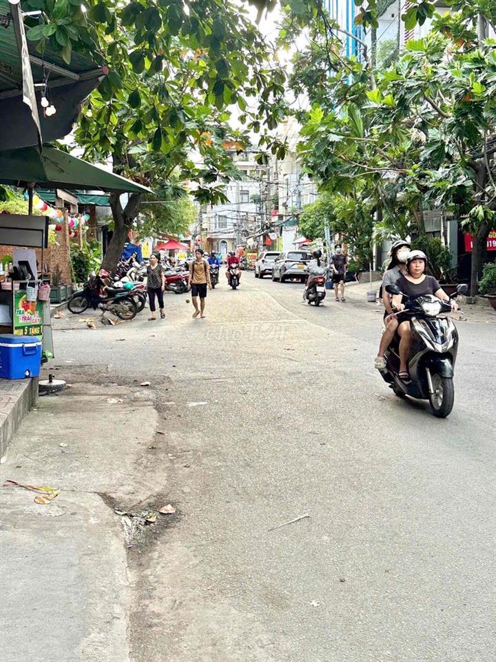🔥[NGANG 7M] - Nguyễn Gia Trí (D2), Khu Ăn Uống, Gần Các Trường Đại Học