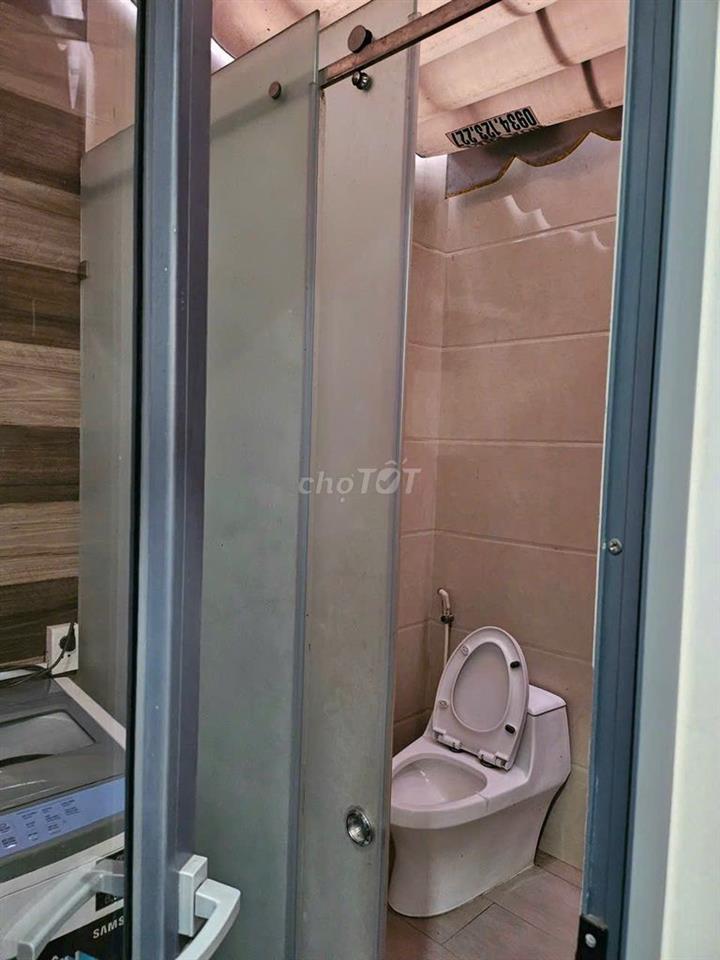 CHO THUÊ NHÀ 3 Tầng gần CÔNG VIÊN, 5x20m, đường rộng 12m Bình Lợi