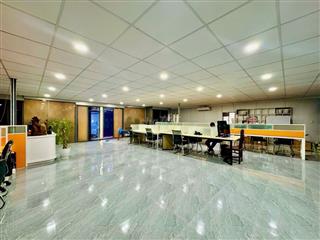 Cho thuê VĂN PHÒNG/KHO XƯỞNG 400 m2 Sạch đẹp - Ngay Đặng Thùy Trâm
