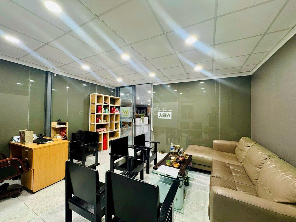 Cho thuê VĂN PHÒNG/KHO XƯỞNG 400 m2 Sạch đẹp - Ngay Đặng Thùy Trâm