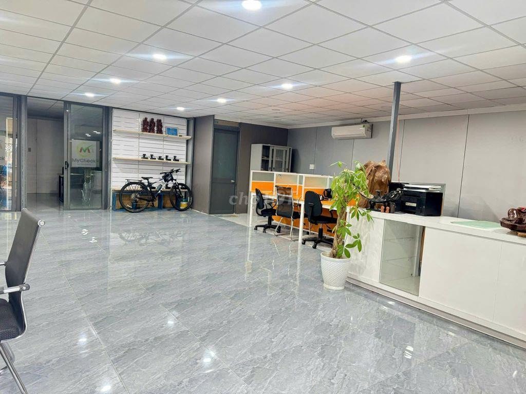 Cho thuê VĂN PHÒNG/KHO XƯỞNG 400 m2 Sạch đẹp - Ngay Đặng Thùy Trâm