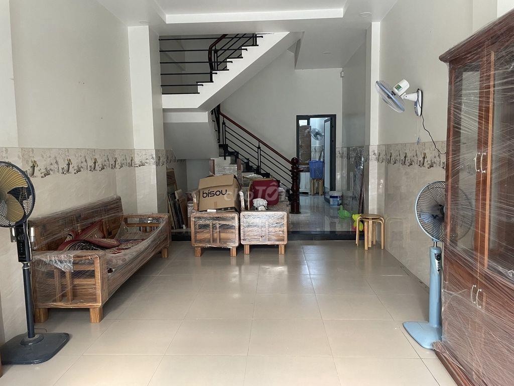 Bán nhà Đặng Thùy Trâm, 4*20m, Trệt, 2 Lầu, ST, gần ĐH Văn Lang CS3
