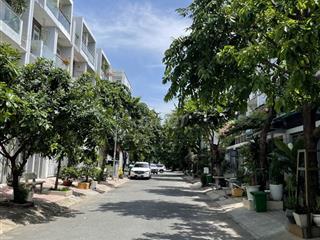 Bán nhà Đặng Thùy Trâm, 4*20m, Trệt, 2 Lầu, ST, gần ĐH Văn Lang CS3